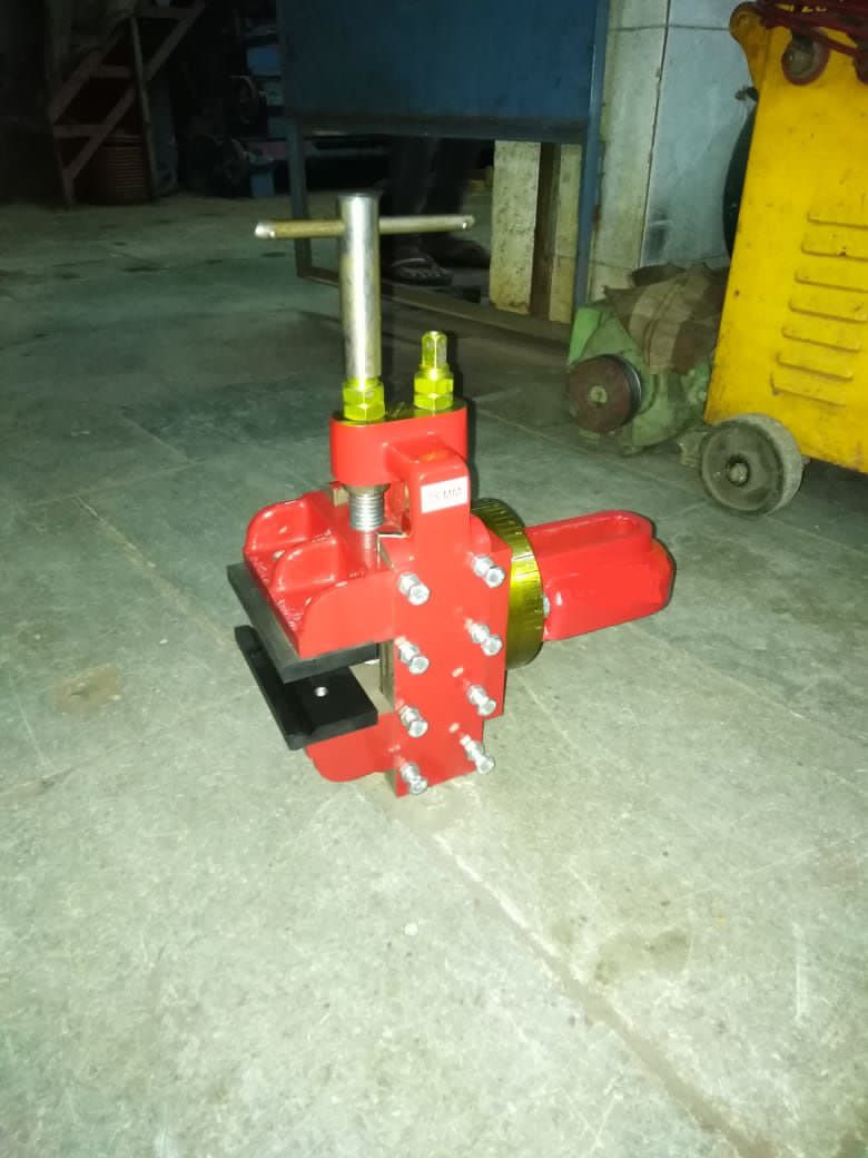 Slotting & Shaping Machine 4